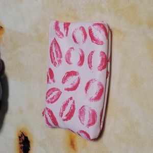 Lips Ipsy Bag